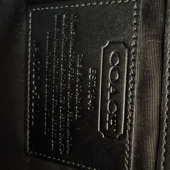 Leather briefcase with compartments - Picture 3 of 13